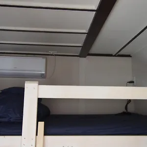  Hostel 328 & Lounge